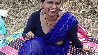 A married Kavita bhabhi fuck with lover in jungle