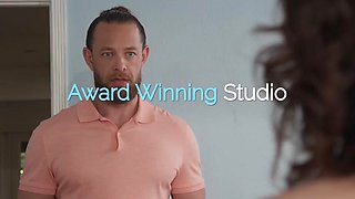 FamilyXXX - Super Hot Big Ass MILF Stepmom Gets the Cock She Needs Ryan Keely