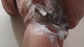 I Warm up in the Shower