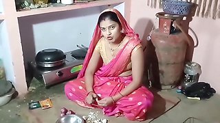 Stepmom Rajlaxmi Aunty wants it now, let's get wild
