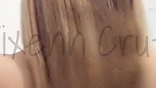 Horny Pinay Teens Viral Masturbating with Hairbrush