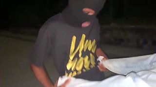 WIFE MAKES FAN CUM 3 TIMES RUBBING HOT WITHOUT A CONDOM ORAL SEX IN FRONT OF EVERYONE IN PUBLIC