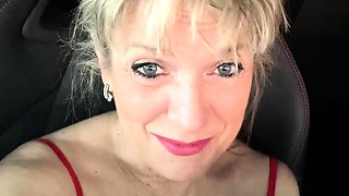 Blonde british pornstar kaz b masturbates public and outdoor