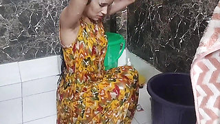Muslim girl ko paise dekar jabar dasti chod diya