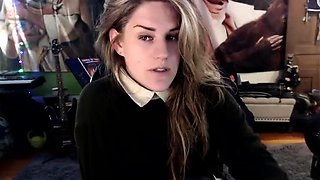 Perfect blond making solo masturbation