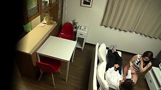 Korean wife on couch Amateur Asian Japanese Korean Webcams