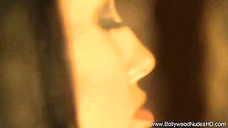 Captivating chippy - natural clip - Bollywood Nudes HD