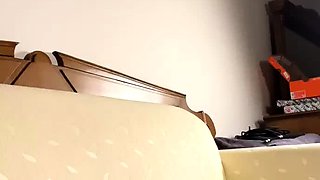 Cute amateur webcam teen girl toying pussy on webcam