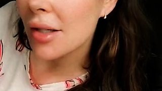 Heidi Foxx aka heidivandertrump OnlyFans - Just woken up