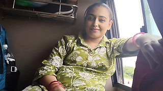 A Bhabhi Was Going Somewhere Alone in the Bus, I Left Her