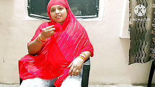 Bhabhi fuking neighbour boy's with kichen Hindi Audio