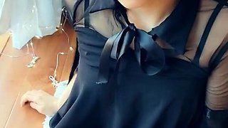 Brunette Tranny jerking in hard dick in solo Webcam