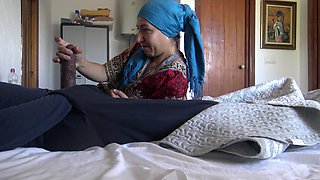 This Turkish Granny Is Shocked!!! I Take Out My Big Cock in Front of Her.