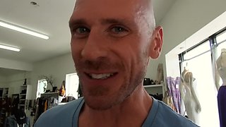Glamour MILF pornstar Ariella Ferrera memorable sex video