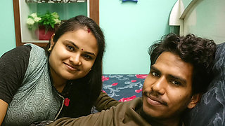 Indian Bangali aunty Stepbrother Bhabhi New Couple Merried Injoy Indoor Bed Romance By -Snapchat143