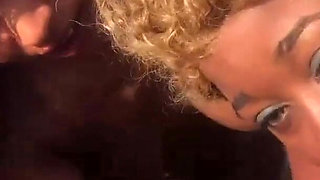 Hot ebony girls fucks on beach