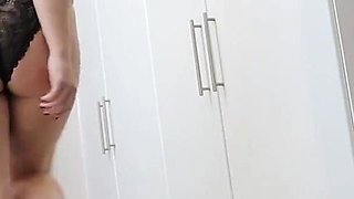 Titty Flashes and Showing off My Booty