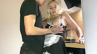 Nude fantasy cam sex makes hot blonde babe lose her mind