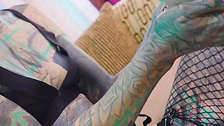 Anuskatzz Dominate Morea Black and Fuck Her with Fuck machine