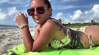 Reell - Smoking Bikini Goddess of Miami Beach