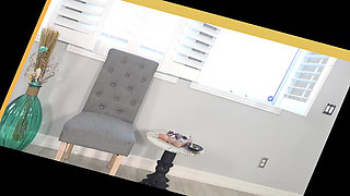 Latina goddess Victoria June gets off with her Hitachi