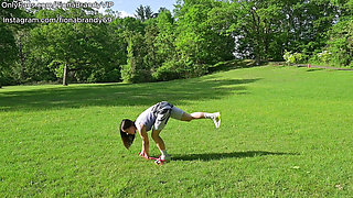 Public purk work out routine. Fiona Brandy Keeps body fit and clothes tight!
