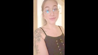 Smoking fetish clip featuring dirty talk with Tamytationofficial
