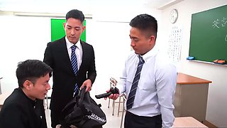 Hiroya Teaches Shomei An Threesome Bareback Lesson