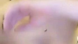 Pink and petite beauty anchor opens a room