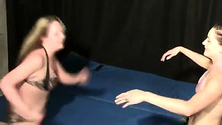 Fast wrestling catfight