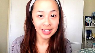 Close up MILF masturbation