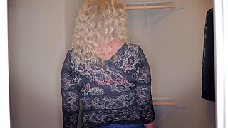 Sexy blonde milf riding that big cock on the bed