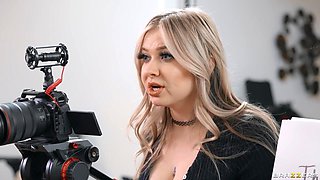 The Clumsy Intern With Isiah Maxwell, Lulu Chu - Brazzers