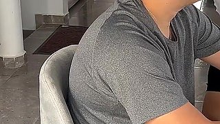Mi Amiga La Latina Me Invita a Follarla Con Sus Ricas Nalgas