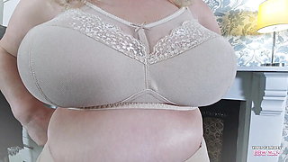 Aunty's Bra and Pantyhose (Big Tits Ass Pussy Homemade Wife MILF PAWG GILF Fetish Amateur Mature)