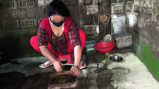 I See My Aunty Sitting in a Very Hot Position I Hugged Her and Started Fucking Her in the Ass