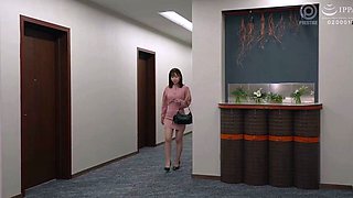 Mature asians up close toy and fingering masturbation action