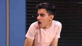 Cumming To Class With Jordi El Nino Polla, Jennifer White - Brazzers