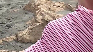 Enjoying Dark Sand Playa, Collecting Shells