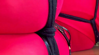 Trapped Heroine Supergirl in Bondage (4k + Bts)