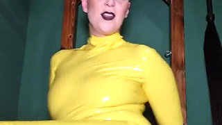 Worshipping latex feet and latex gloves