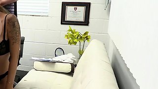 Perv Therapy - Beautiful Milf Doctor Kenzie Love Helps