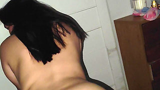 PRINCESS LOVES TWERKING ON TOP OF HIS HUSBANDS FRIEND AND LET HIM CUM INSIDE HER CHEATING PUSSY