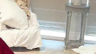 Savanna Star's UK Arrival Butler Paul Jones Welcomes Her with Full Service Pussy Pounding and Creampie