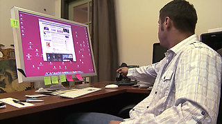 Zoey Holloway fucked for mothers day