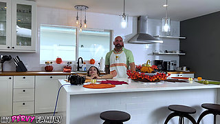 Mypervyfamily - Behind the Scenes with Violet Gems & Scott Trainor!