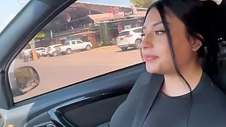 A stranger interrupted my workout and gave me a great blowjob in her car - PUBLIC SEX