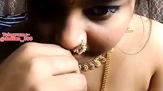 Desi Beautiful Bhabi Full Face Nude Pussy Fingering