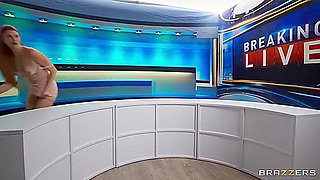 Mick Blue And Elly Clutch - Kinky Redhead Babe Elly Church Sucks Big Meaty Schlong Before Fucking