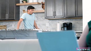 Hurry Cum Inside Me Before Dads Home - S1:E6